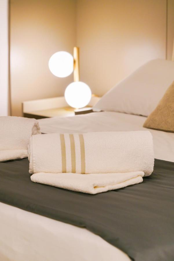 Fepa Place Design Apartments 那不勒斯 外观 照片
