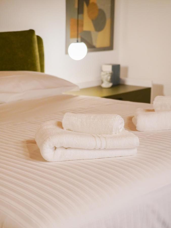 Fepa Place Design Apartments 那不勒斯 外观 照片